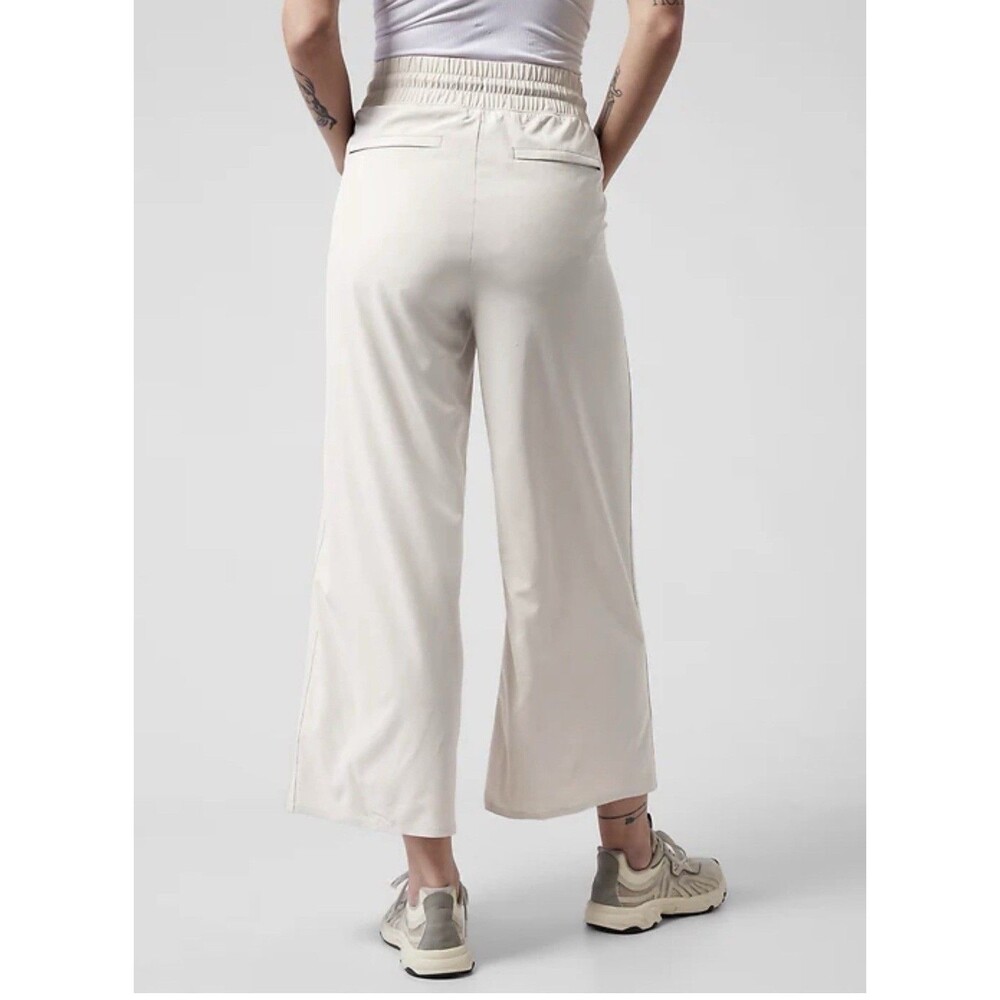 Athleta Avenue Wide Leg Crop Pant Cream, Size 14 NWOT - Picture 2 of 6